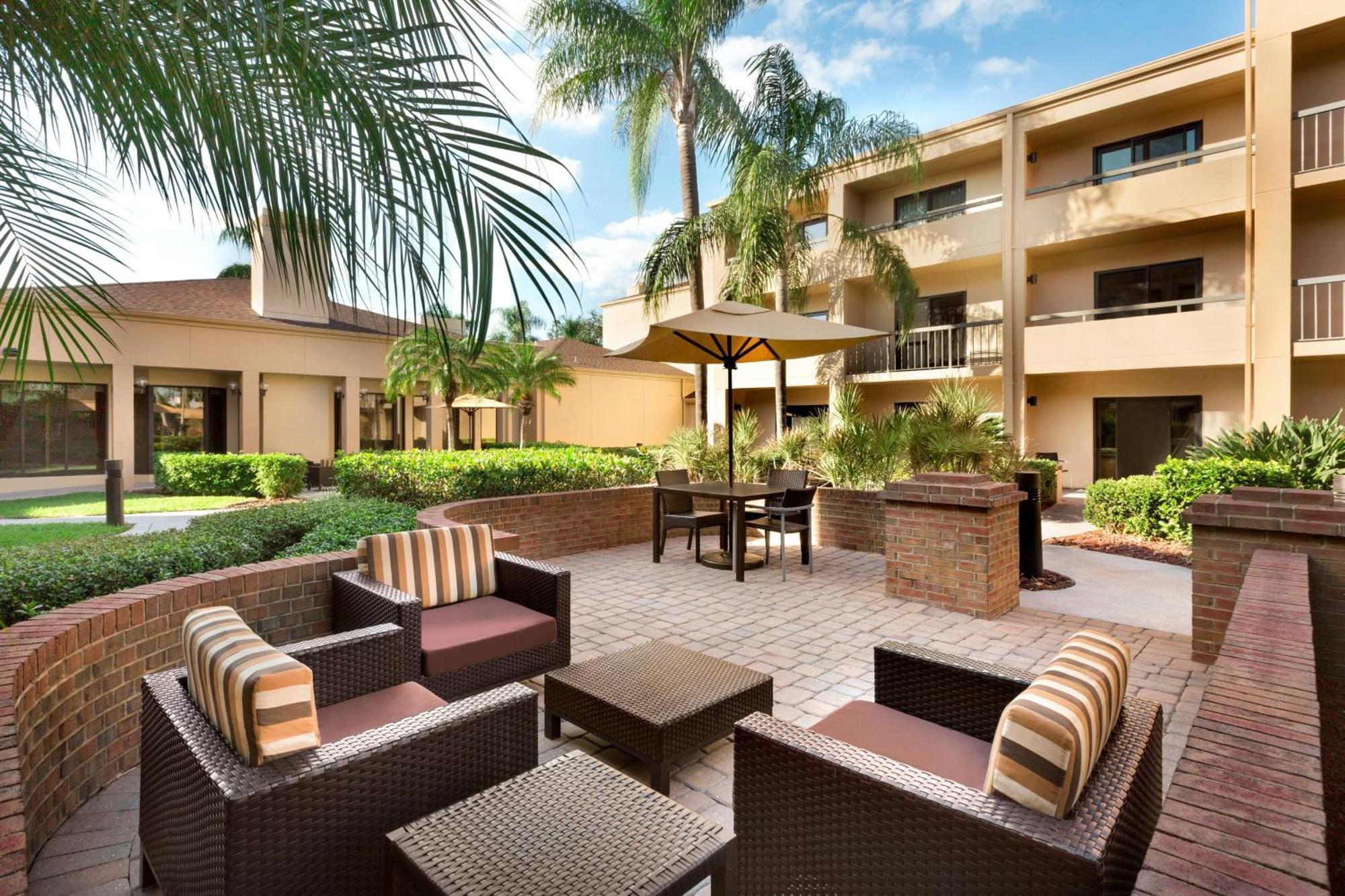 Courtyard Fort Myers Cape Coral Buitenkant foto